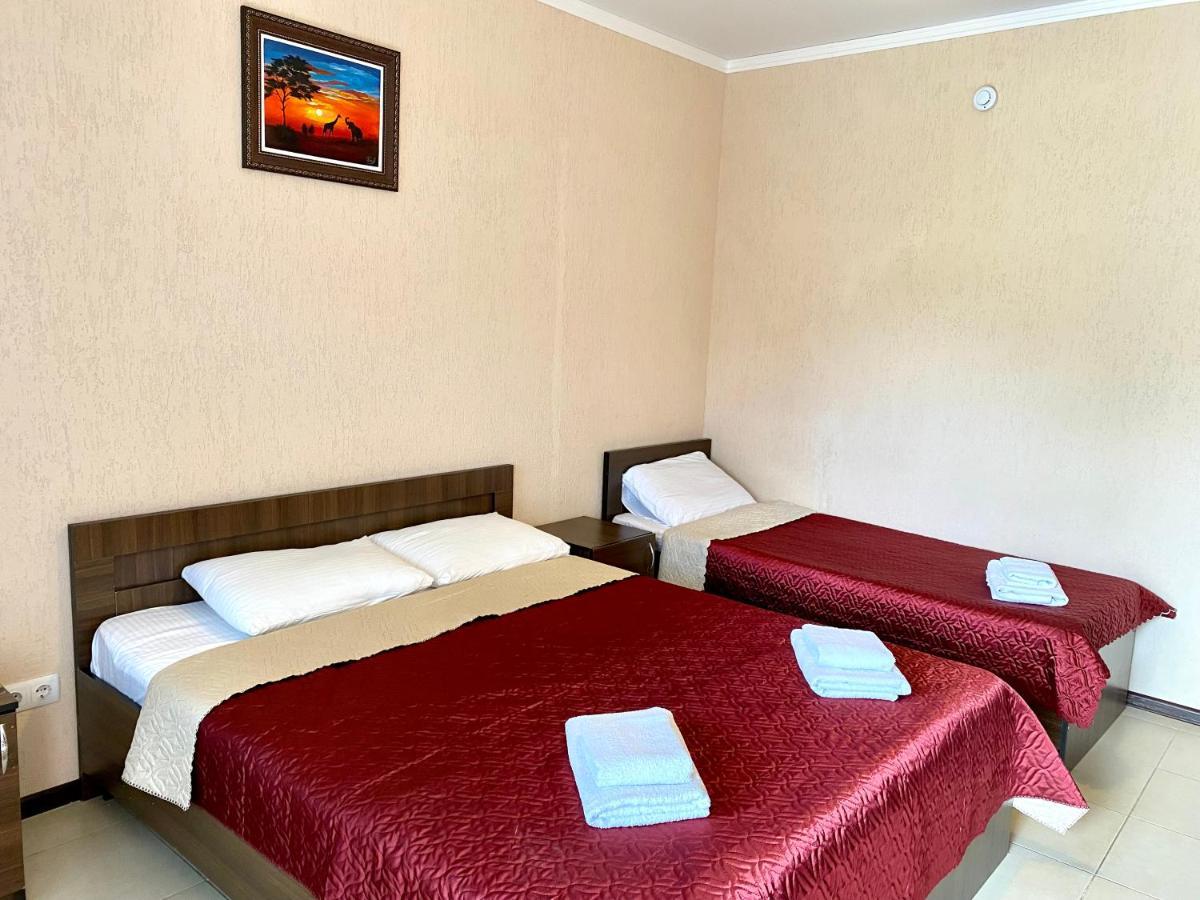 Hotel Solntse Abkhazii Lidzava エクステリア 写真