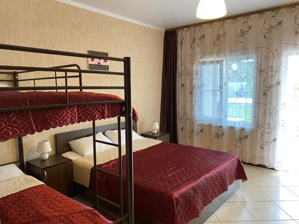 Hotel Solntse Abkhazii Lidzava エクステリア 写真