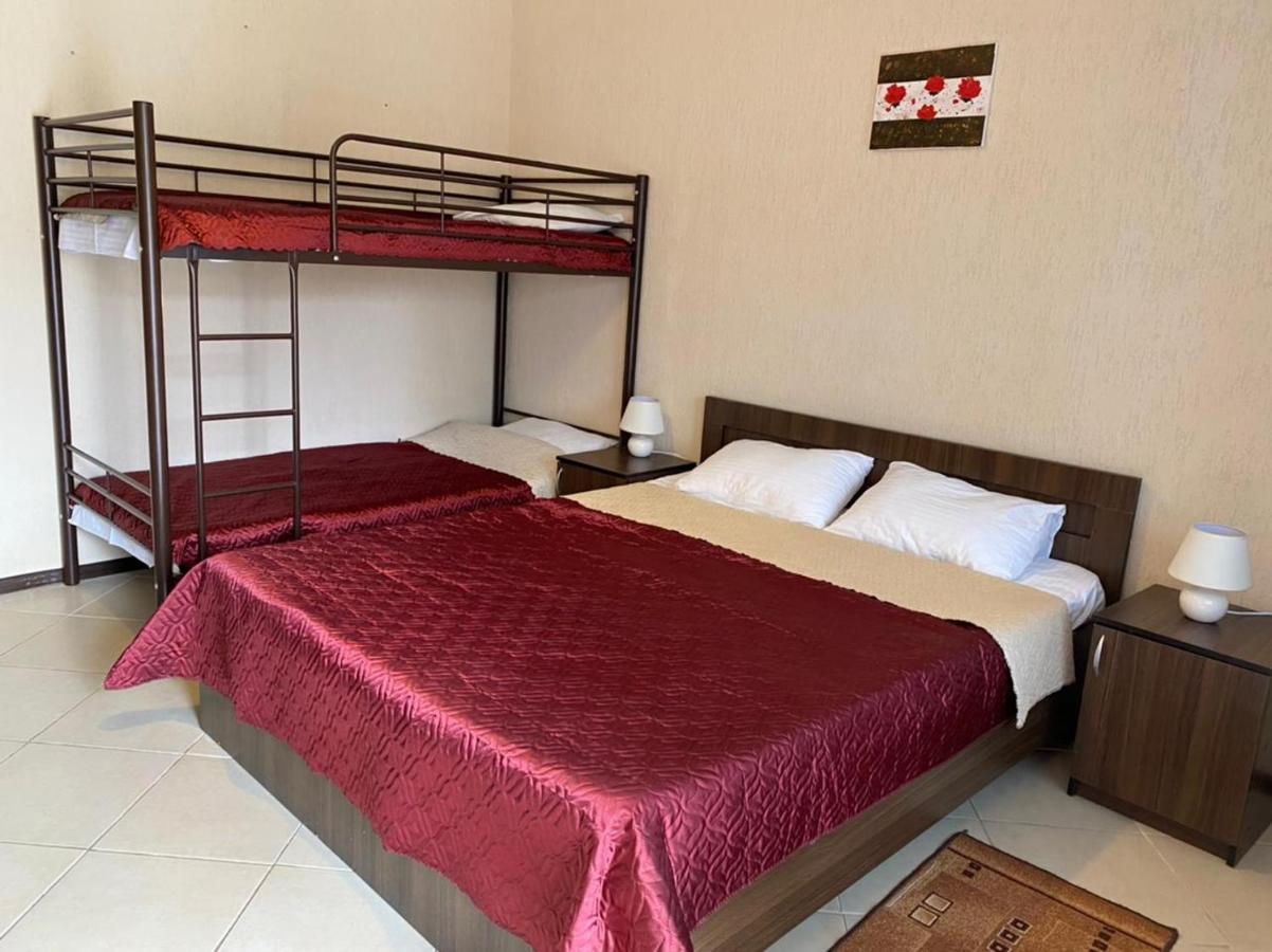 Hotel Solntse Abkhazii Lidzava エクステリア 写真